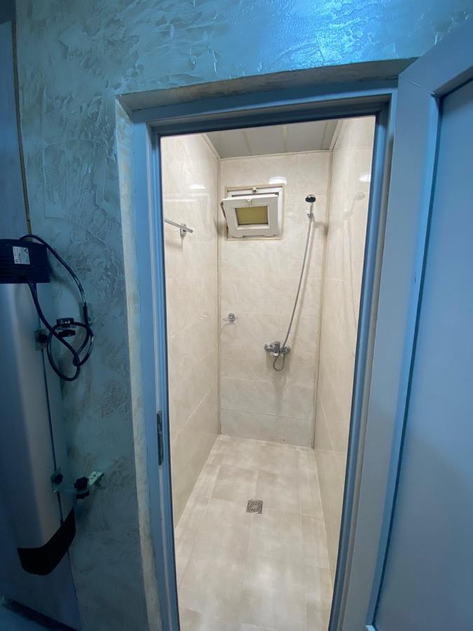 Apartment Studio Maksim Батумі Екстер'єр фото