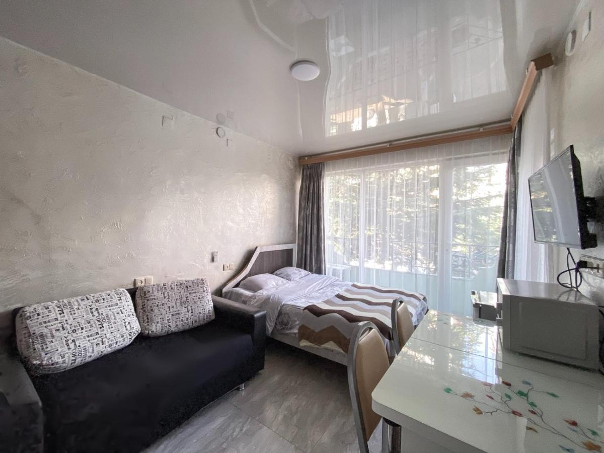 Apartment Studio Maksim Батумі Екстер'єр фото