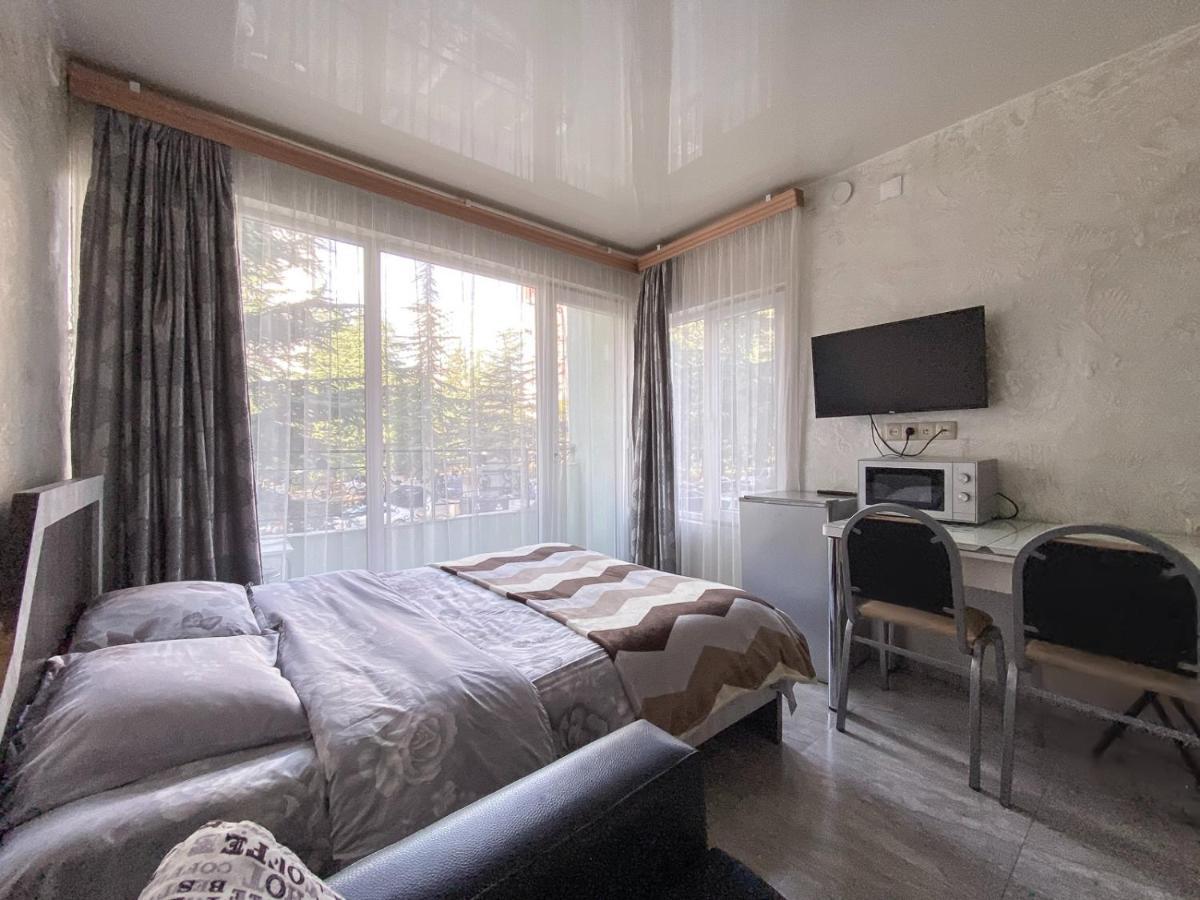 Apartment Studio Maksim Батумі Екстер'єр фото